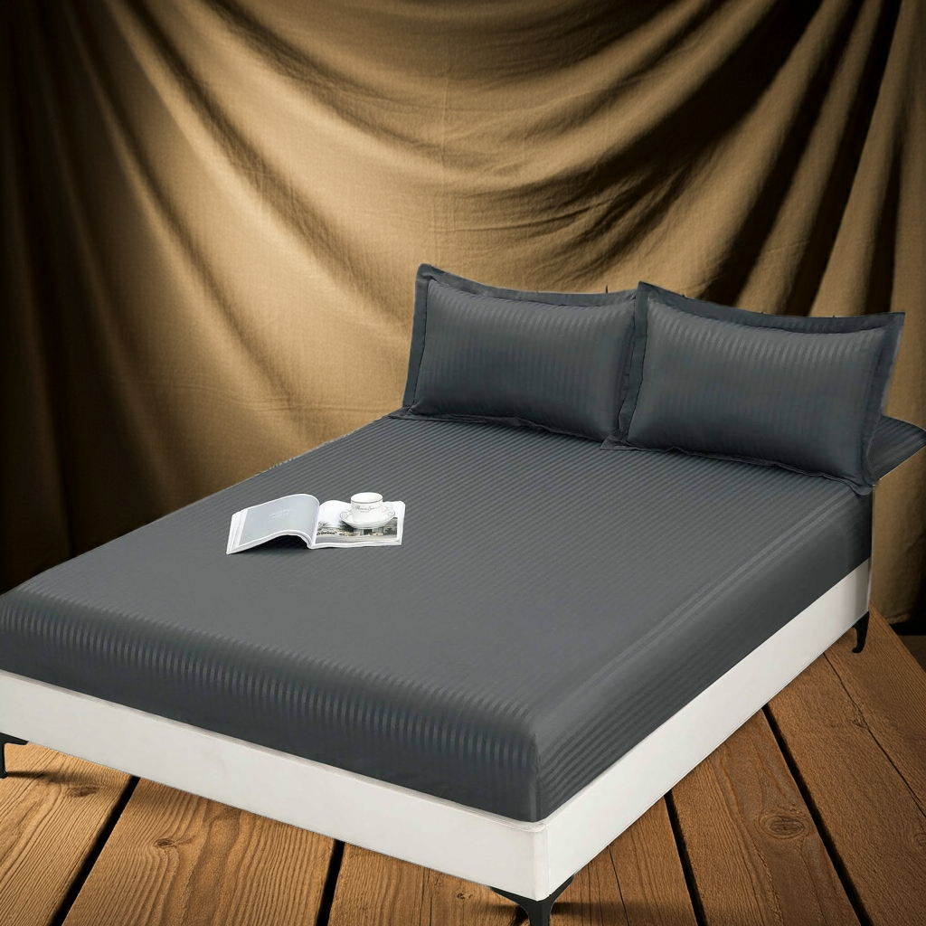 Husa-de-pat-cu-elastic-Damasc-3-piese-Xen-HD012-edited_2