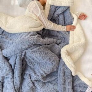 Patura pufoasa Nani Vidal PP034